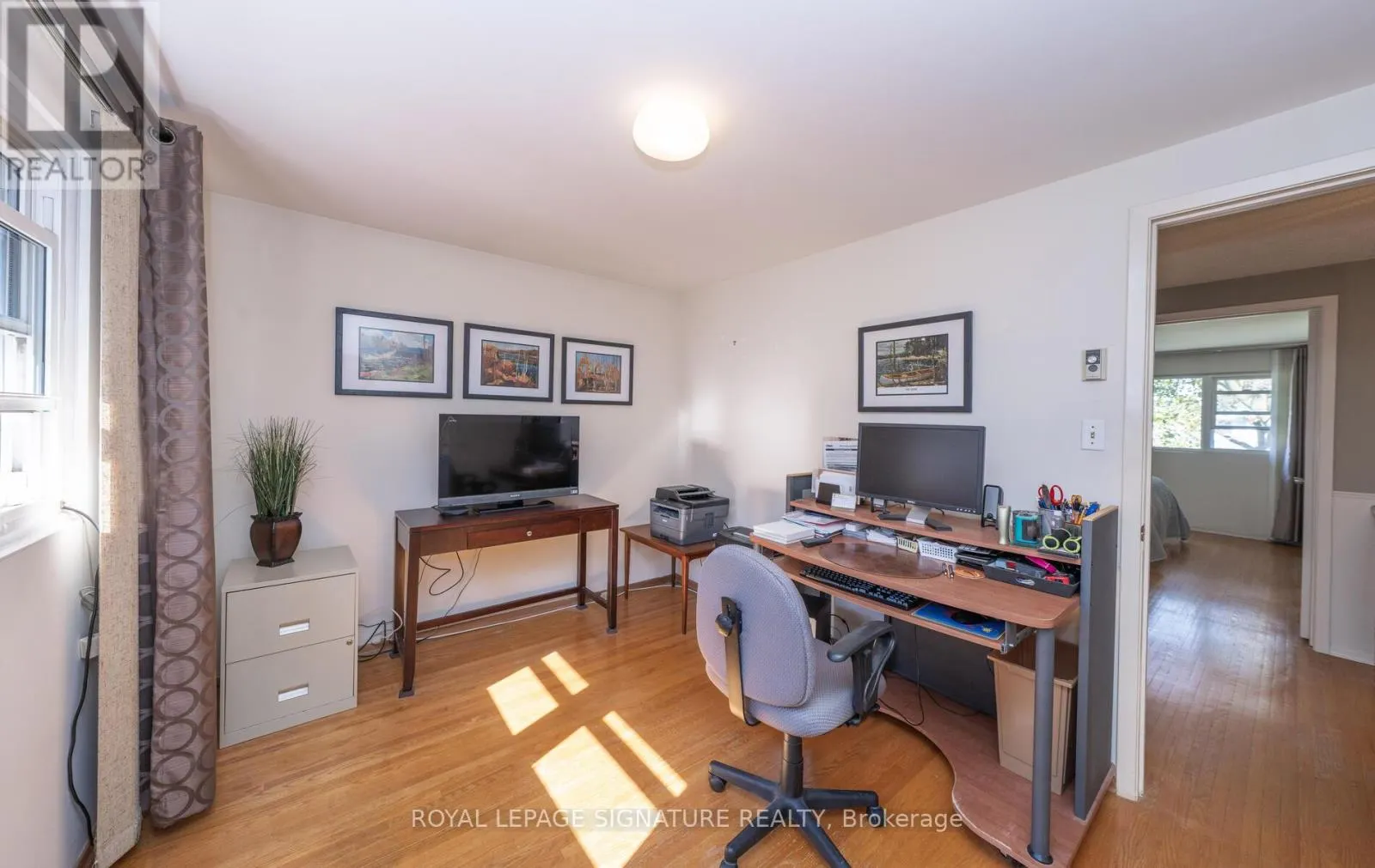 43 COLLINGSBROOK BOULEVARD