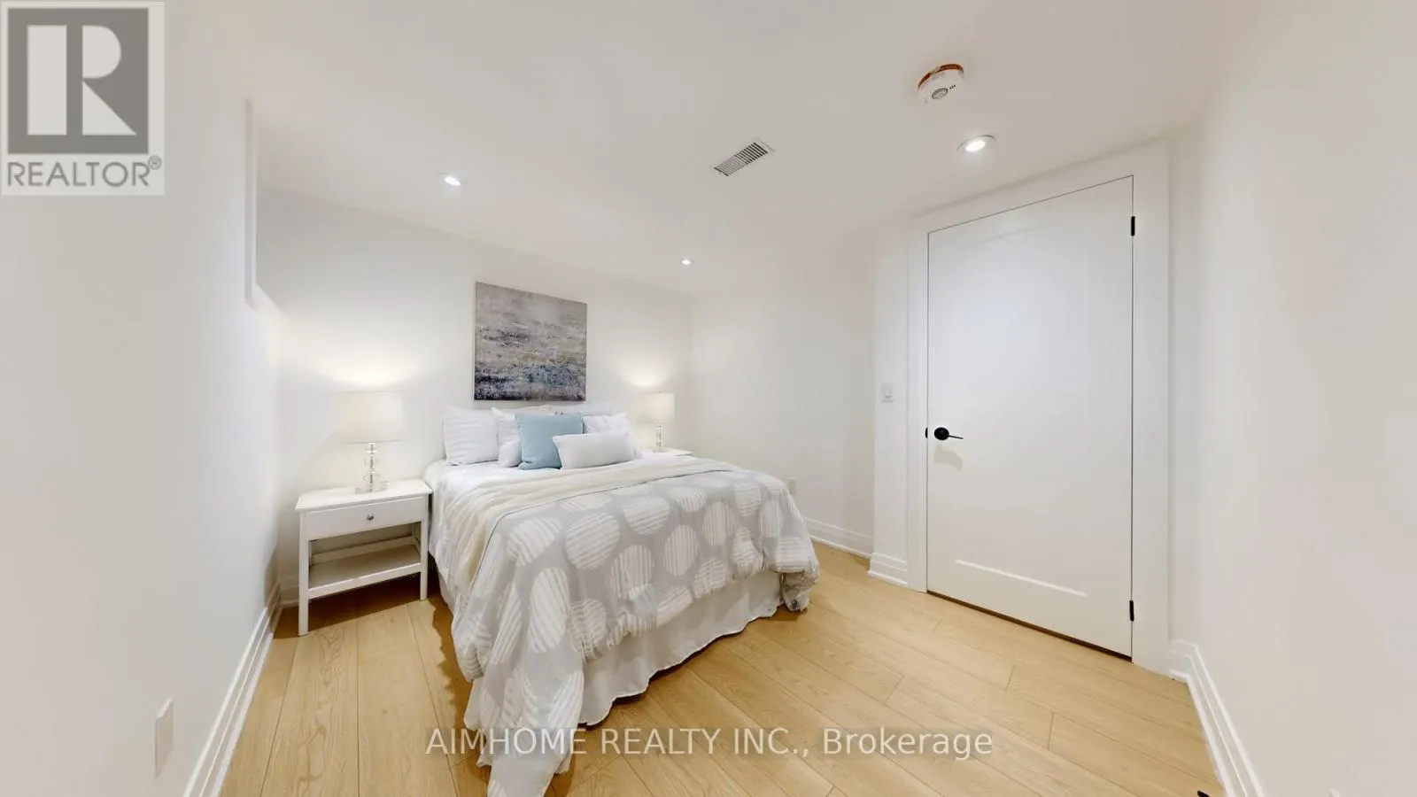 38 SPARKHALL AVENUE