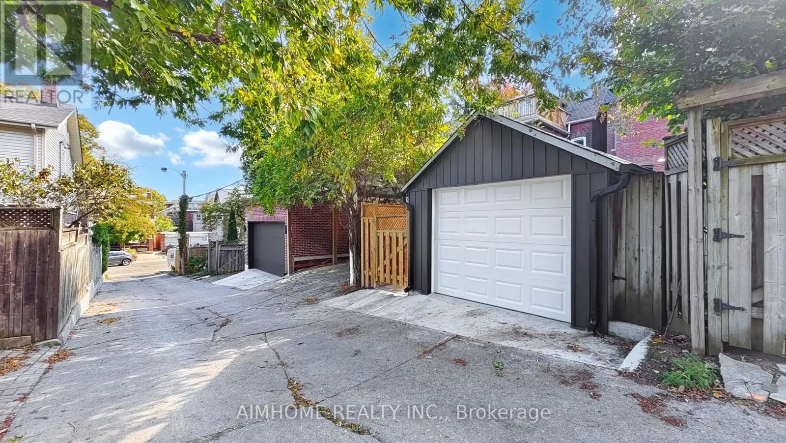 38 SPARKHALL AVENUE