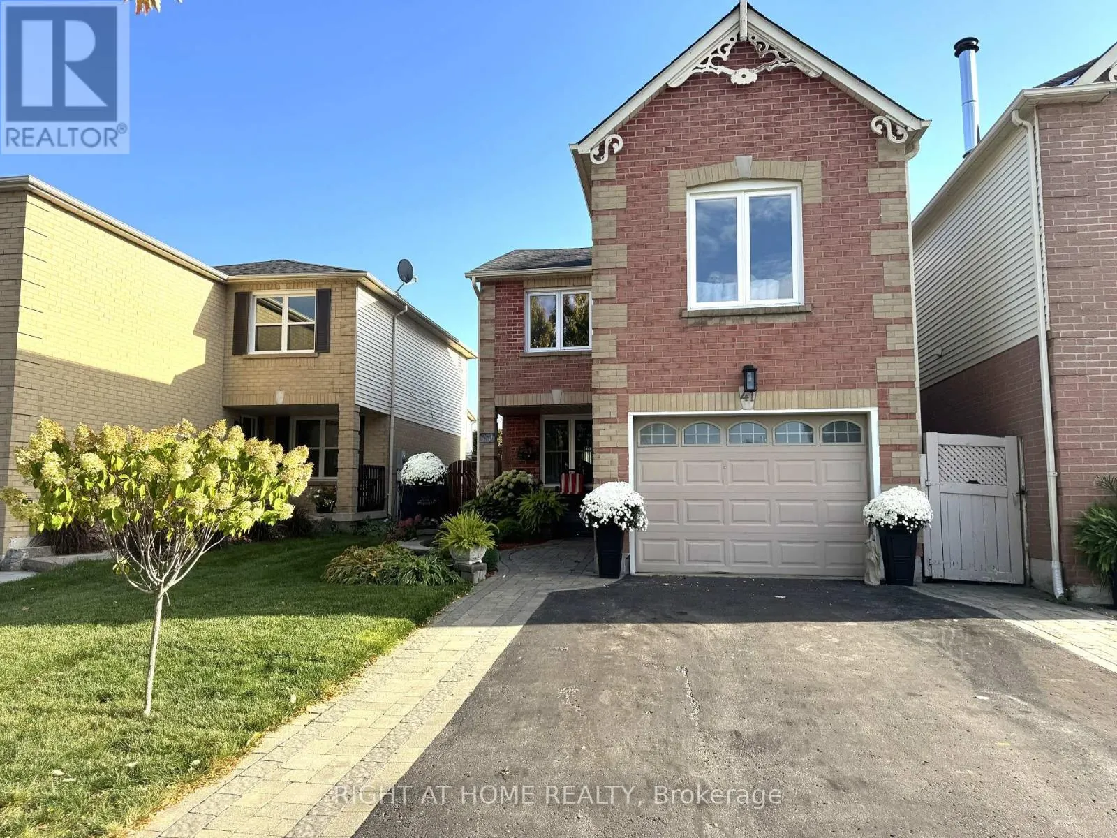 41 YORKVILLE DRIVE