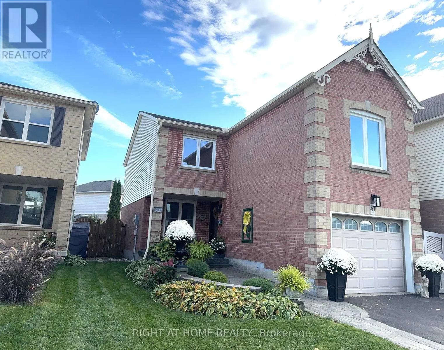 41 YORKVILLE DRIVE