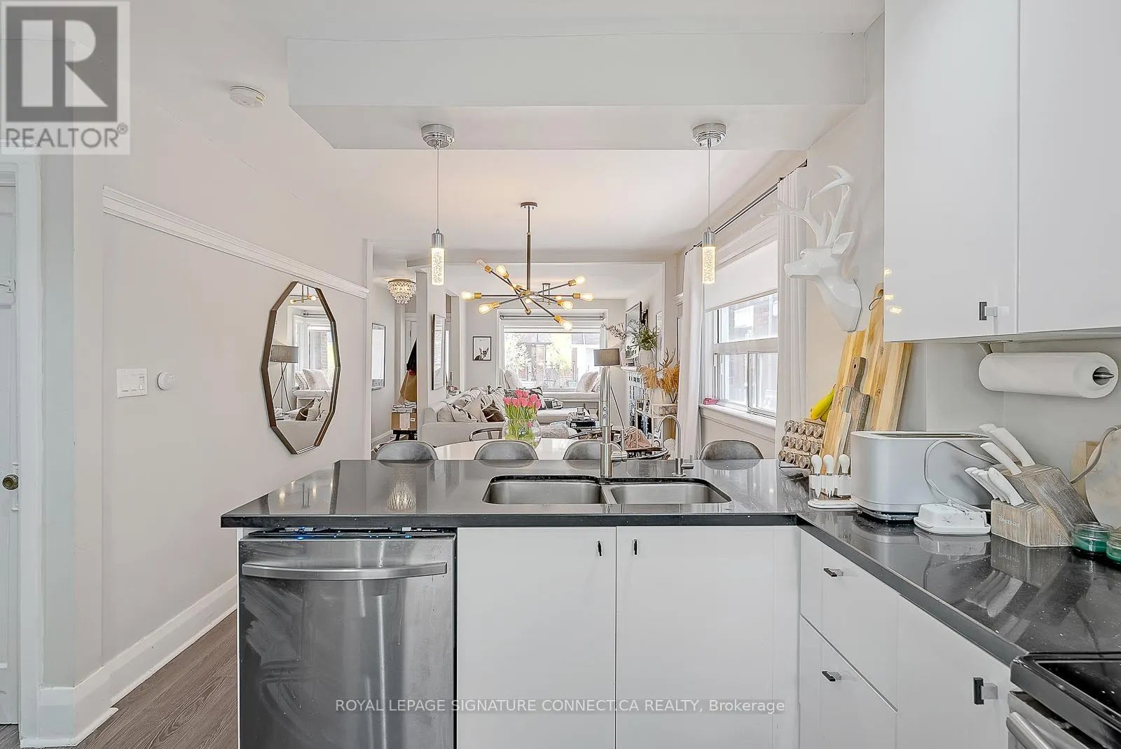 80 OAKCREST AVENUE