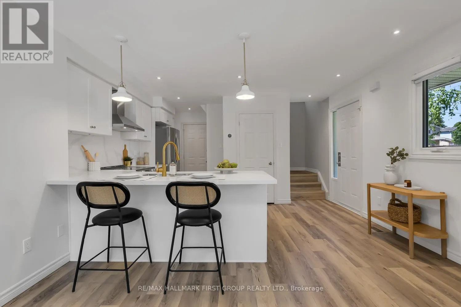 2 SYLVIA COURT