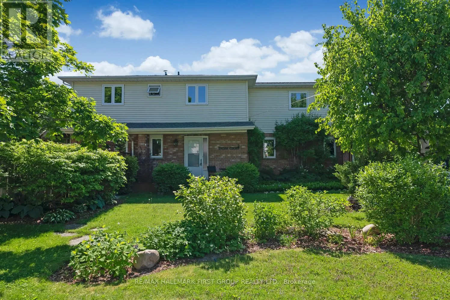 2 SYLVIA COURT