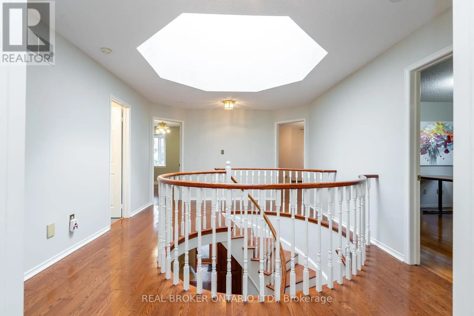 972 GABLEHURST CRESCENT