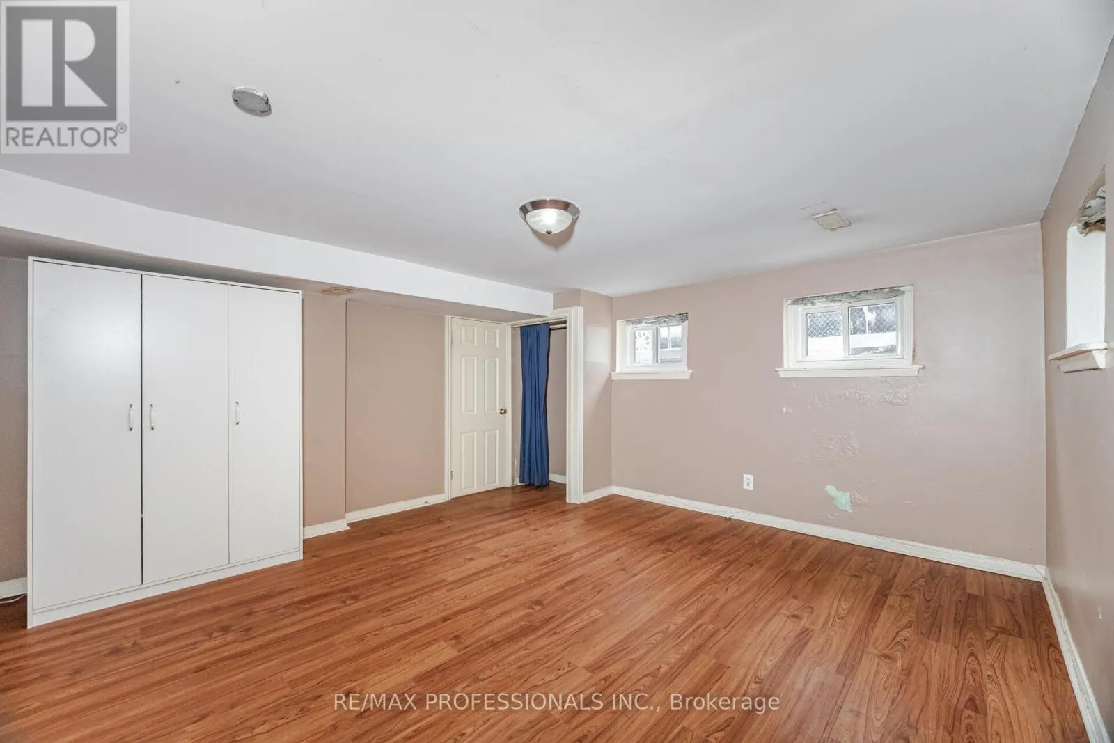 11 JEANETTE STREET