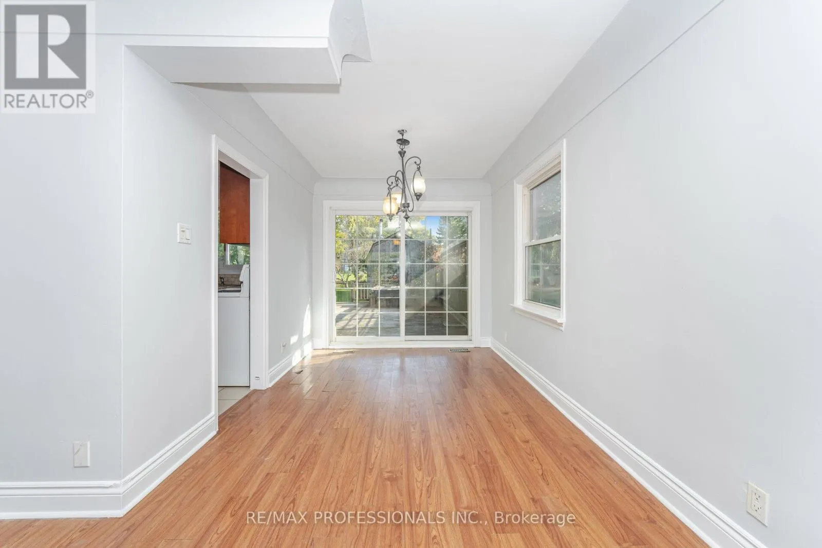 11 JEANETTE STREET