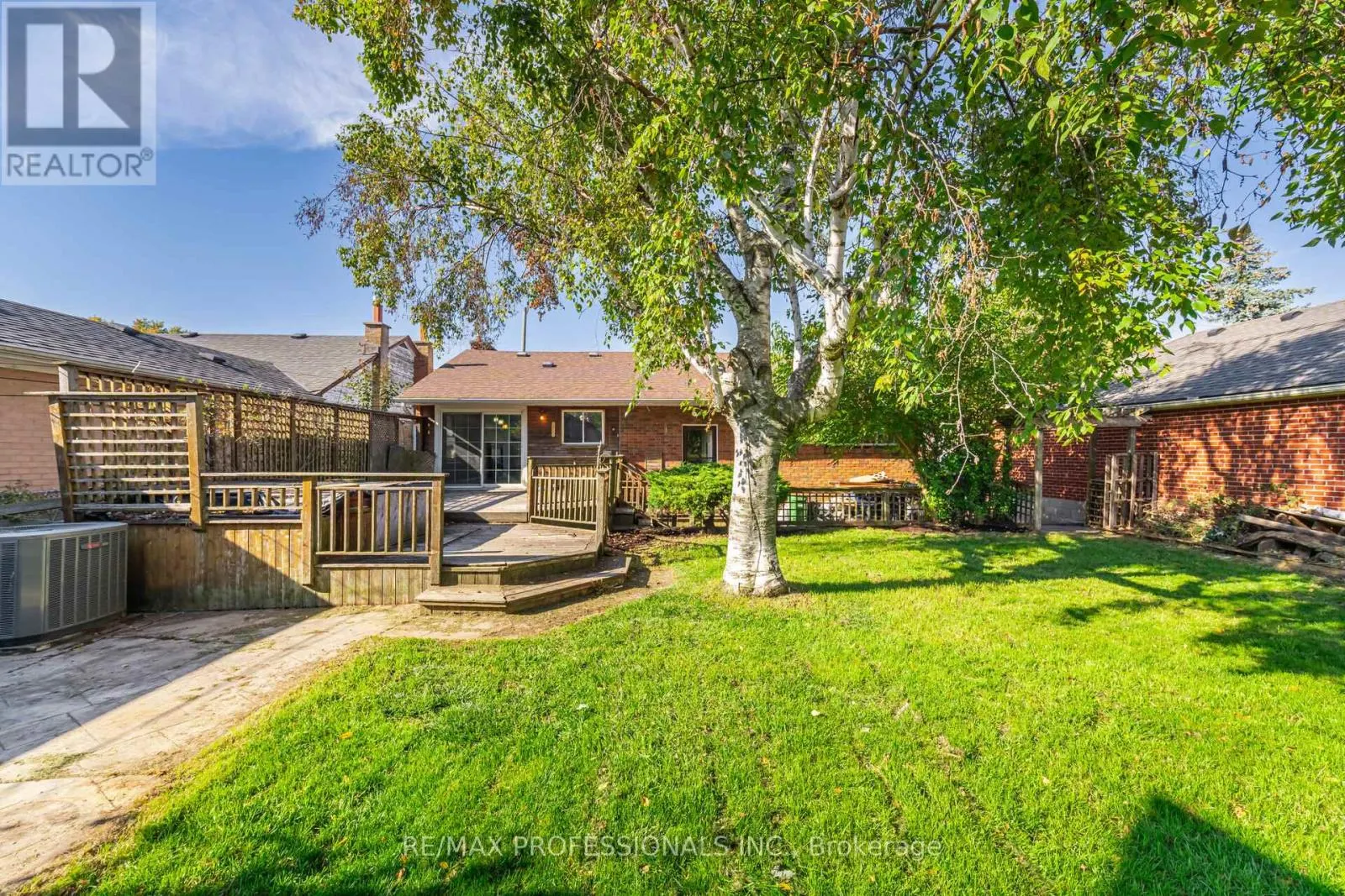 11 JEANETTE STREET