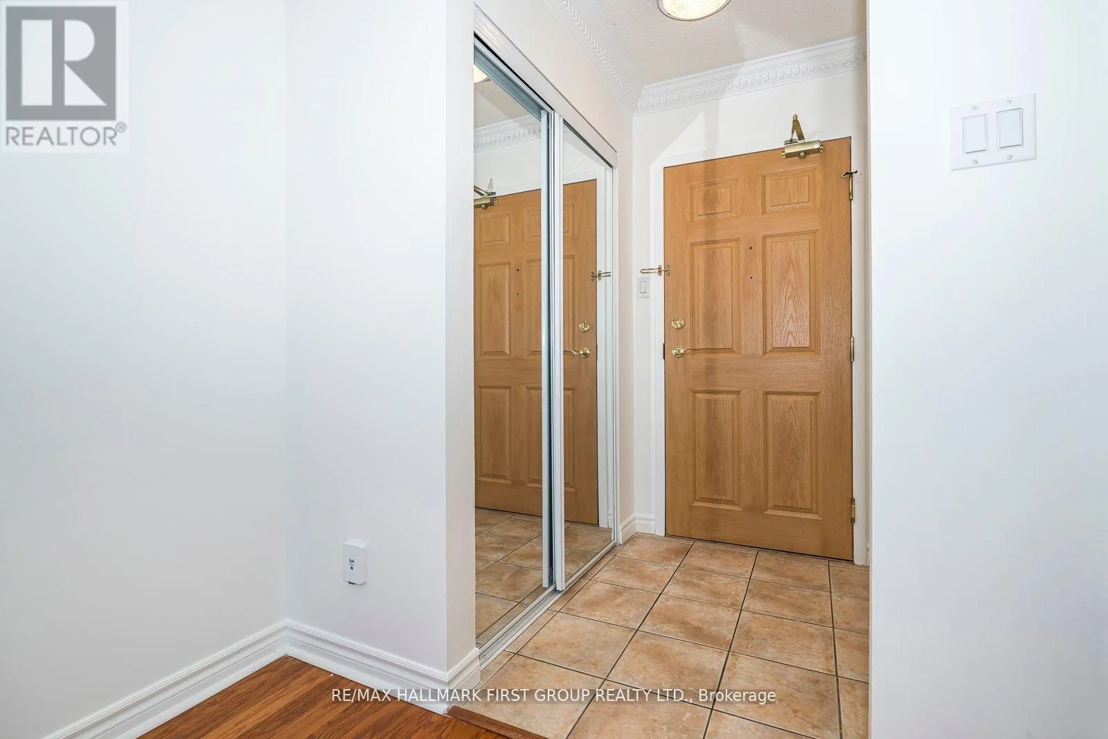 305 - 2 WESTNEY ROAD N ROAD