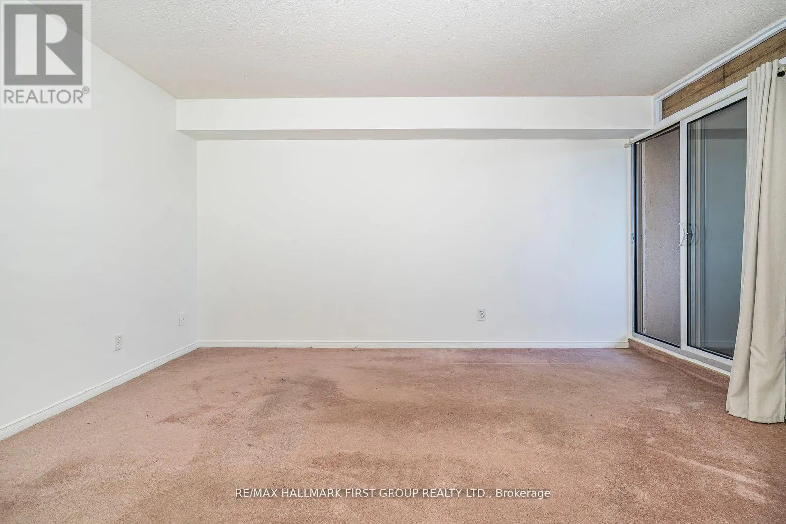 305 - 2 WESTNEY ROAD N ROAD