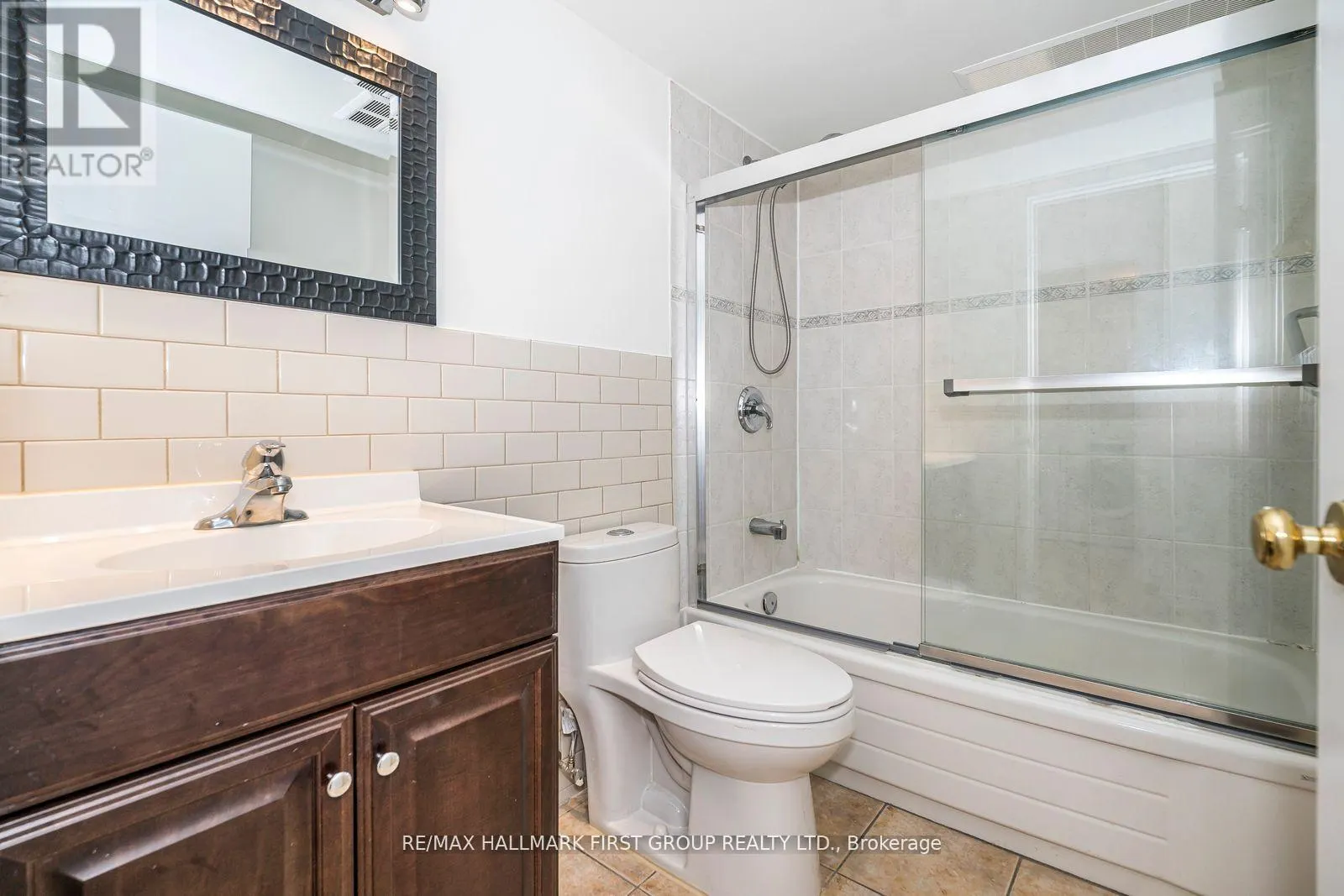 305 - 2 WESTNEY ROAD N ROAD