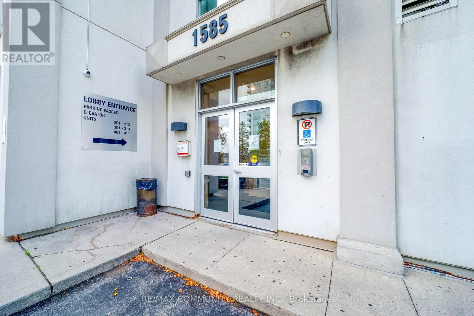 310 - 1585 MARKHAM ROAD