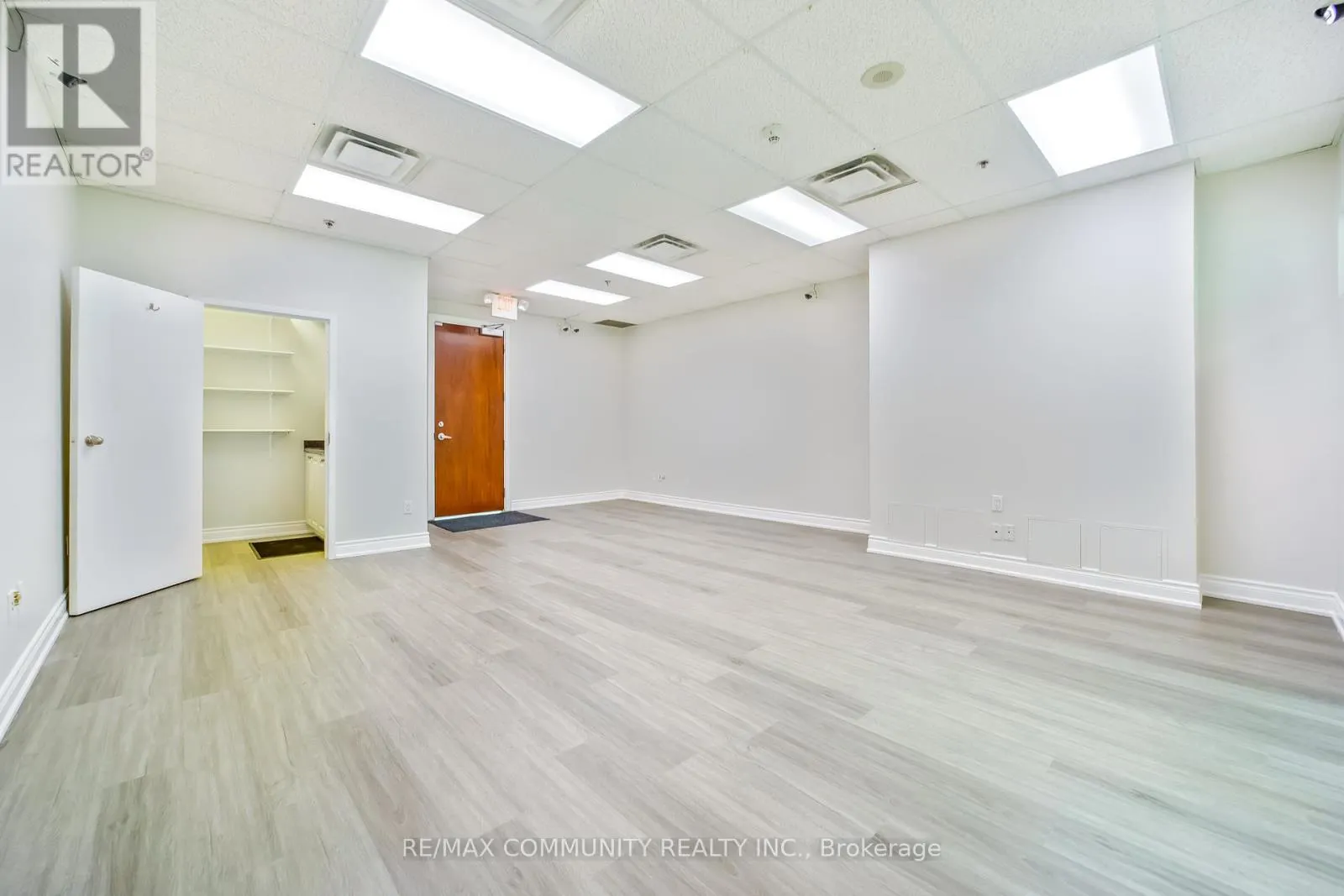 310 - 1585 MARKHAM ROAD
