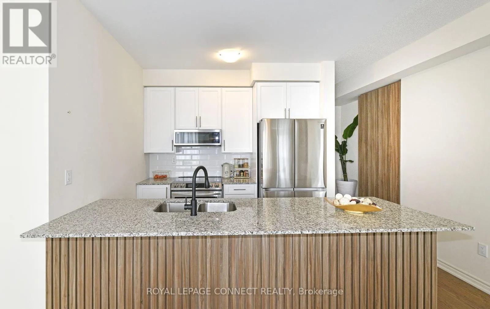 492 SALEM ROAD S