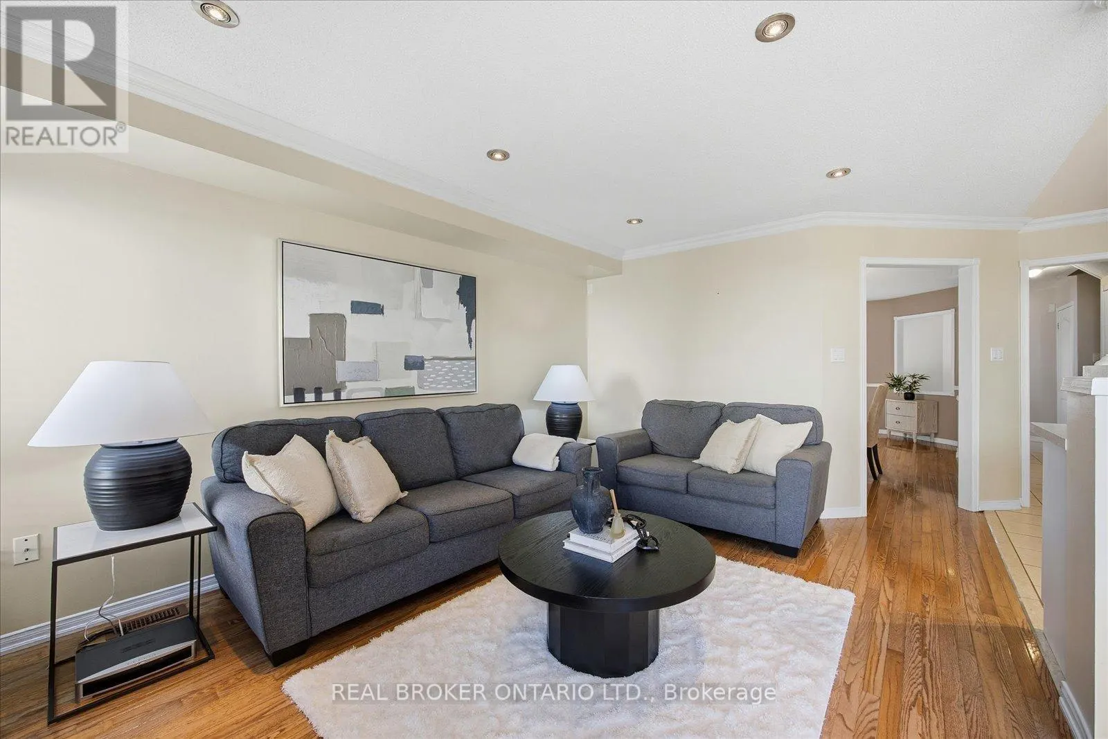 61 ASTER CRESCENT