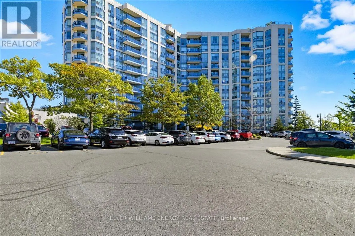 907 - 340 WATSON STREET W, #907