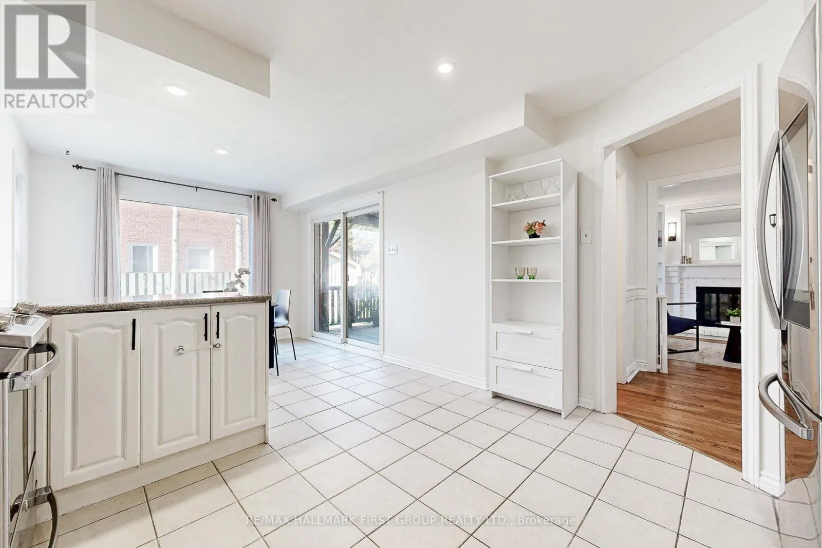 1522 AMBERLEA ROAD