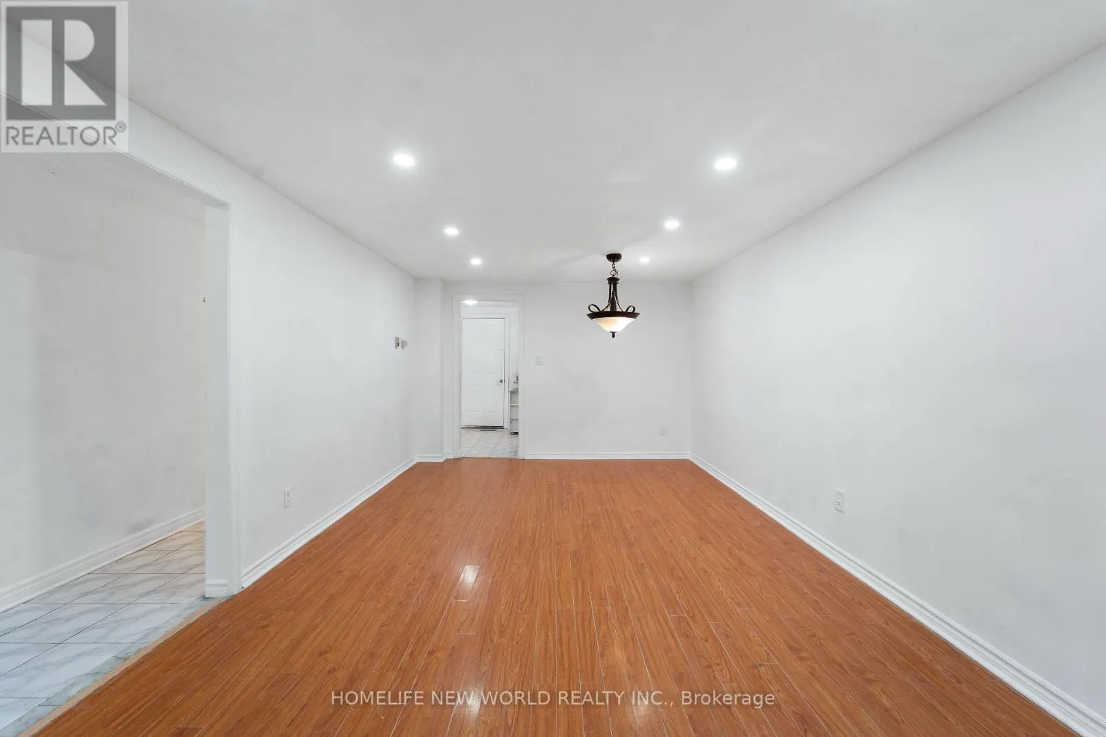 3 BRISBOURNE GROVE