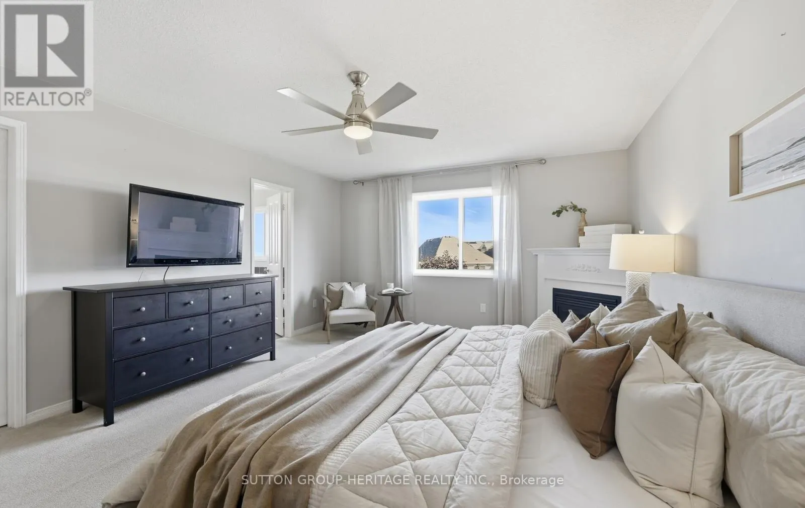 59 ALLWORTH CRESCENT