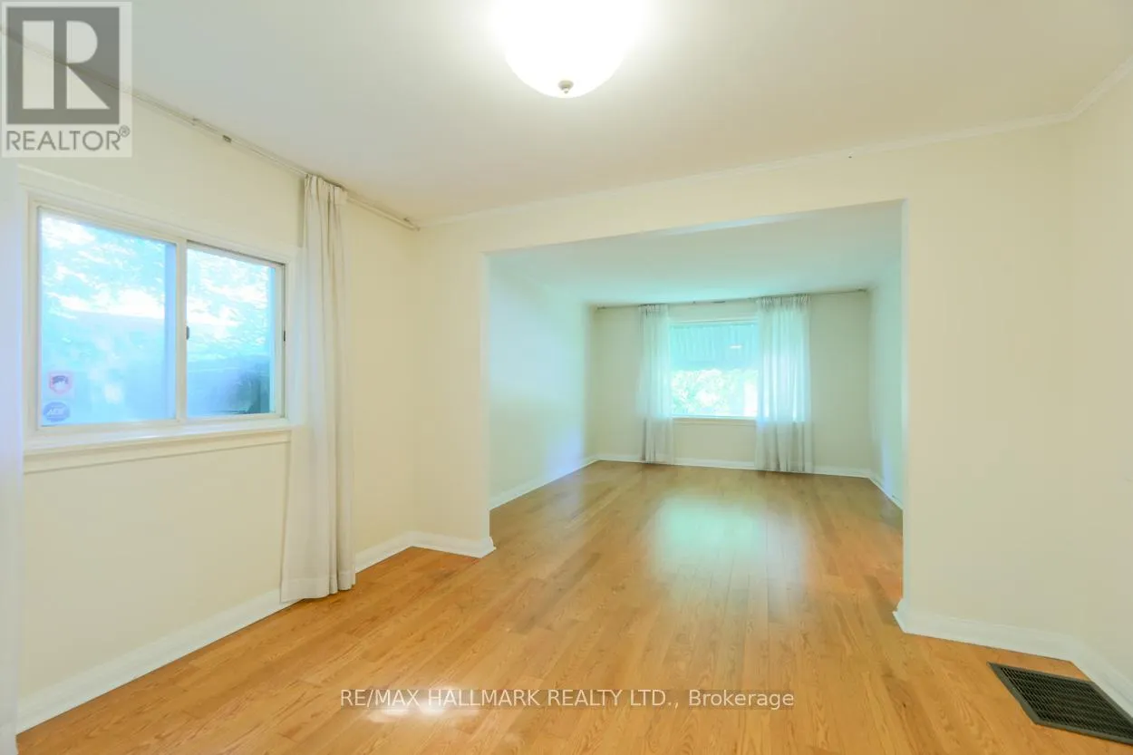 22 LATHAM AVENUE