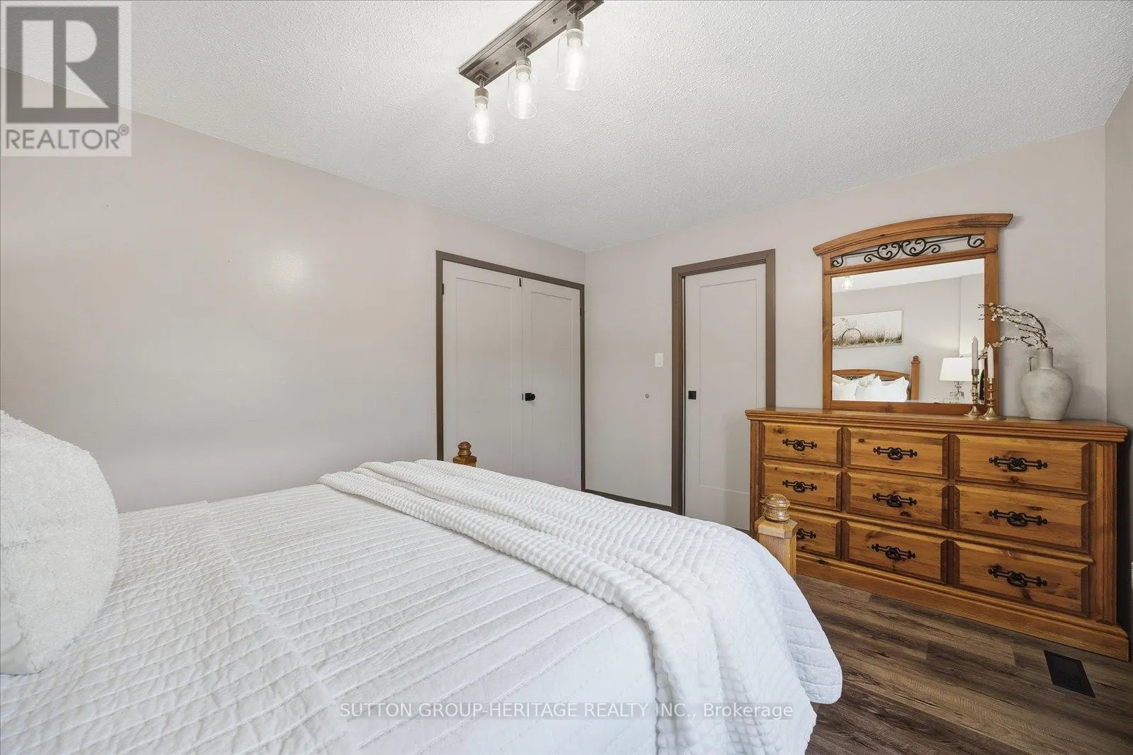 1509 WOODRUFF CRESCENT