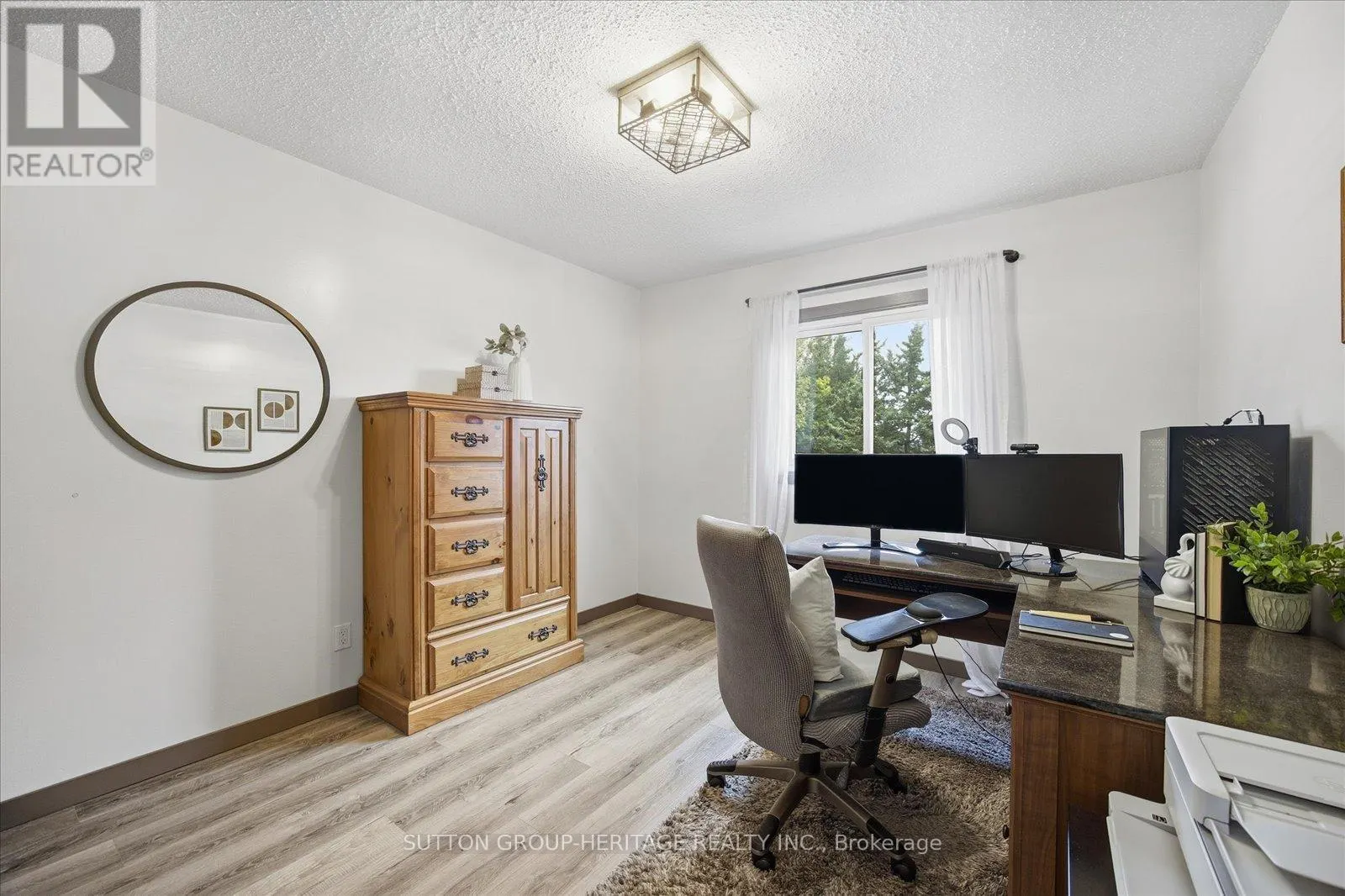 1509 WOODRUFF CRESCENT