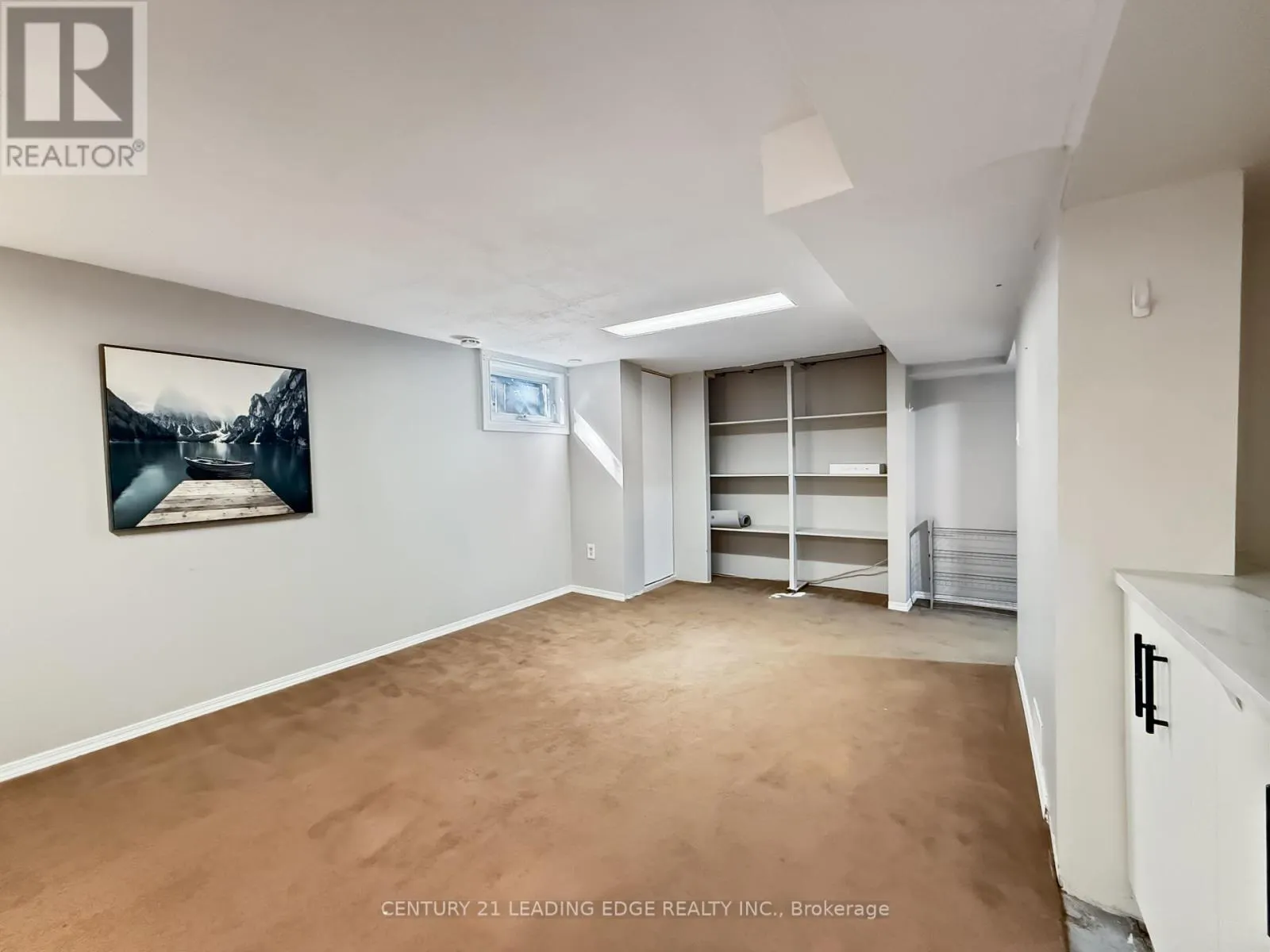 501 BOND STREET E