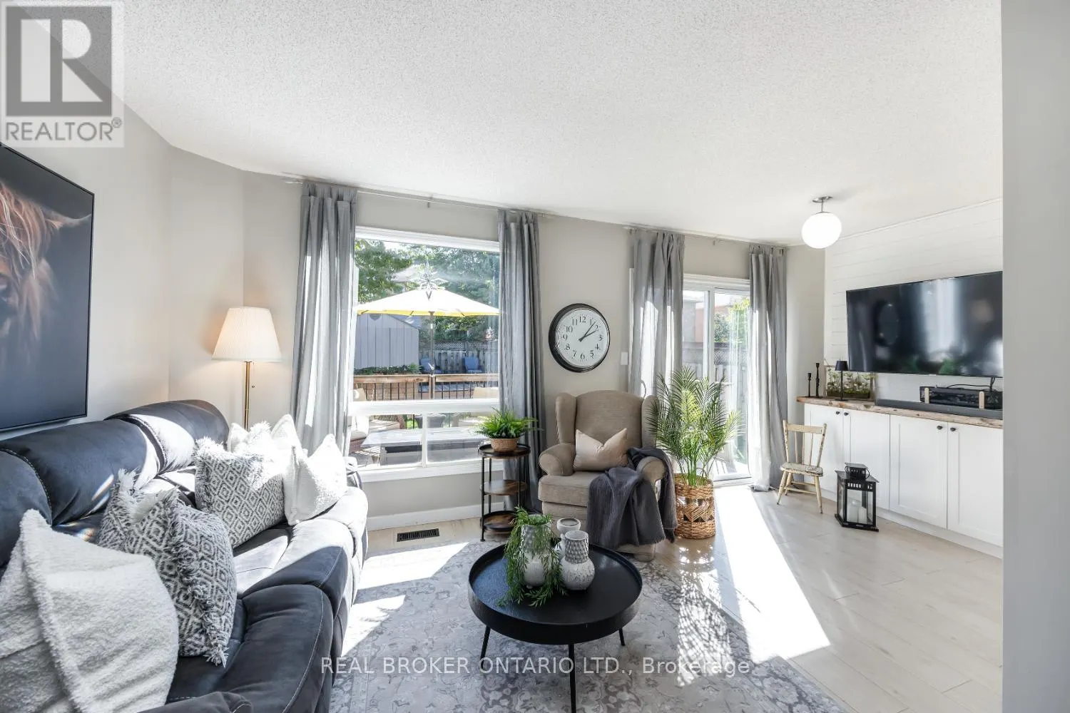 13 FIELDCREST AVENUE