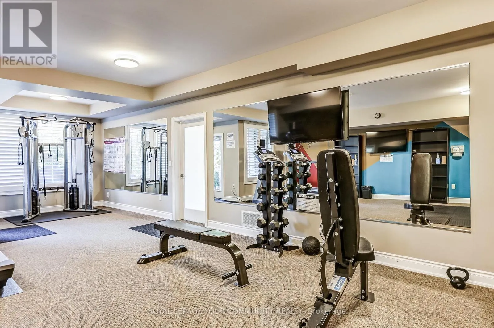 39 - 1430 GORD VINSON AVENUE