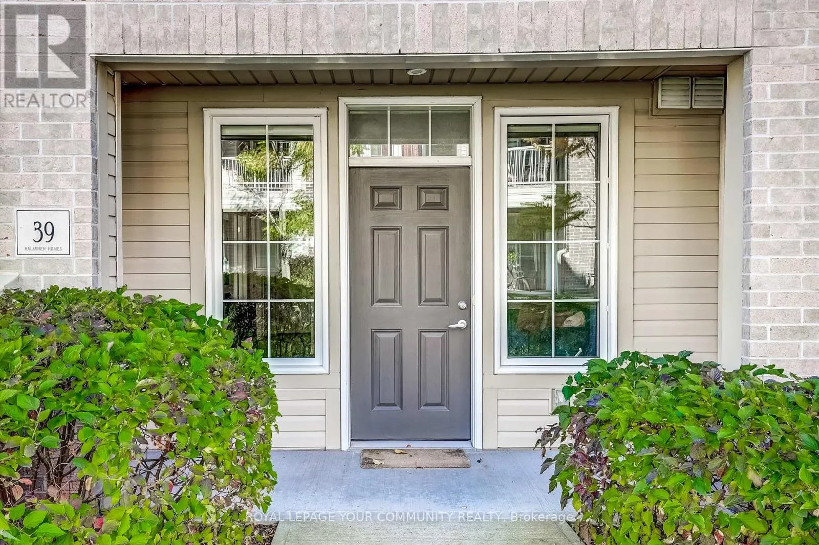 39 - 1430 GORD VINSON AVENUE
