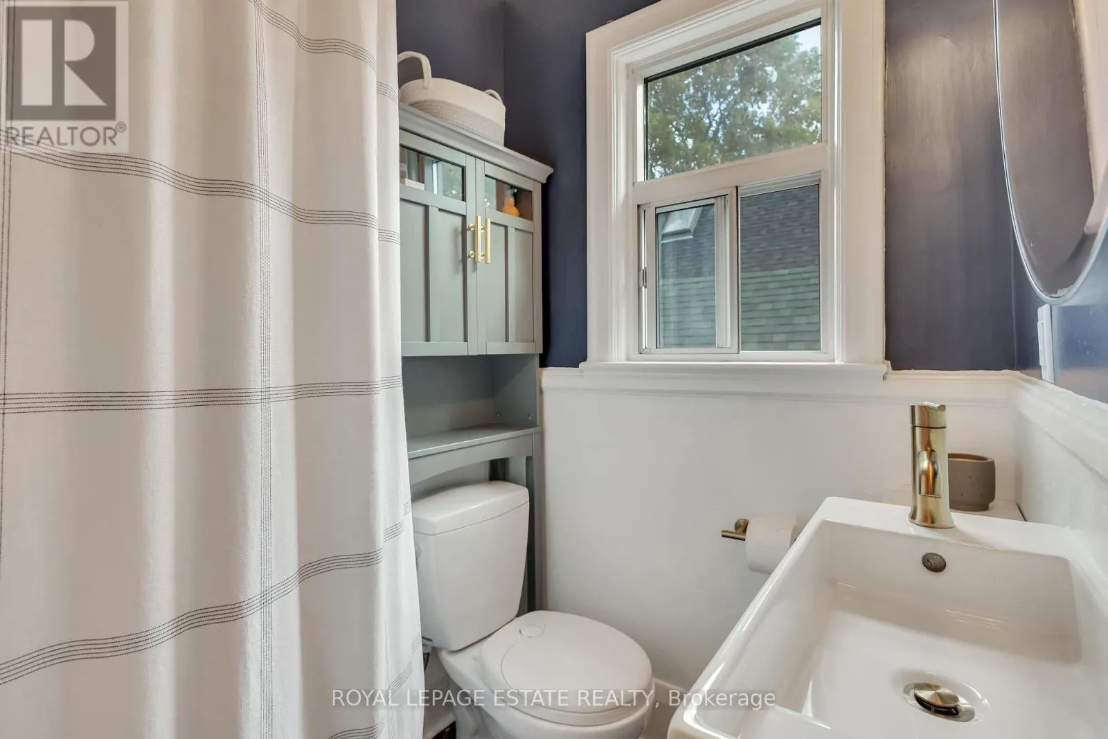 13 EASTDALE AVENUE