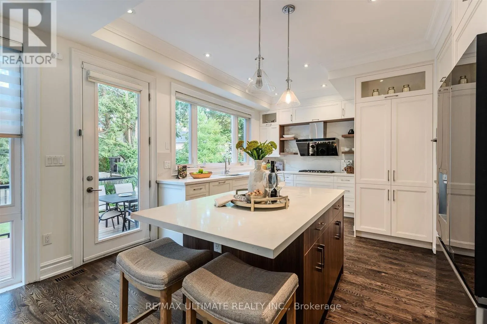 21 ASHALL BOULEVARD