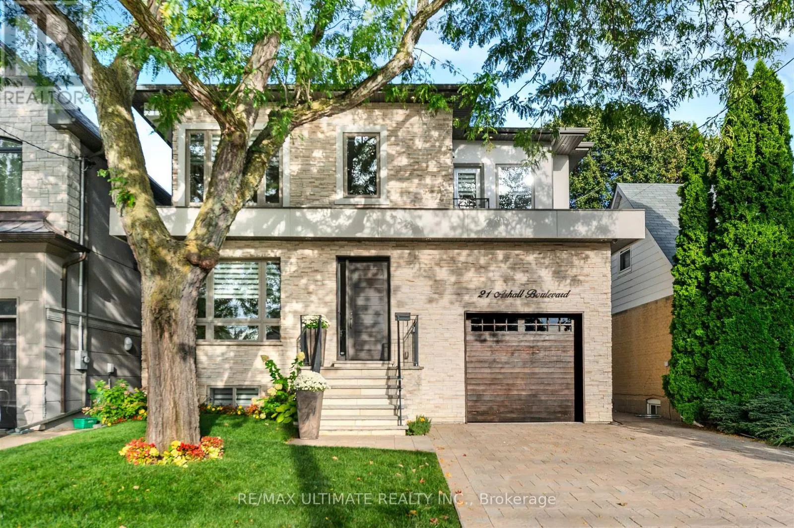 21 ASHALL BOULEVARD