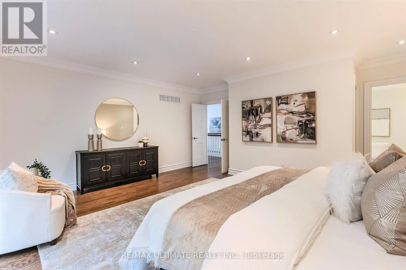 21 ASHALL BOULEVARD