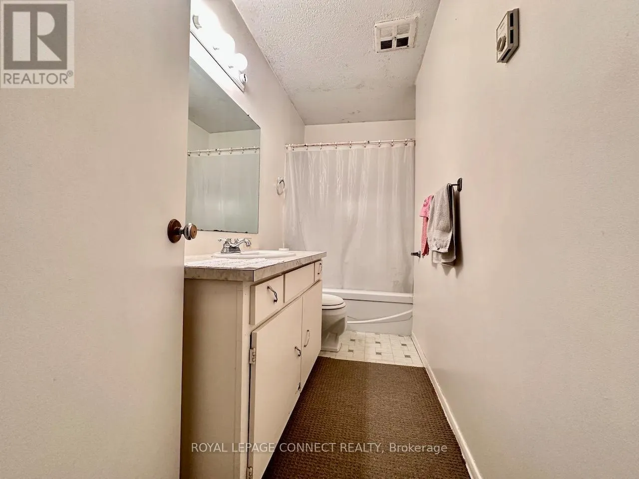 APT B - 1775 BOWMANVILLE AVENUE