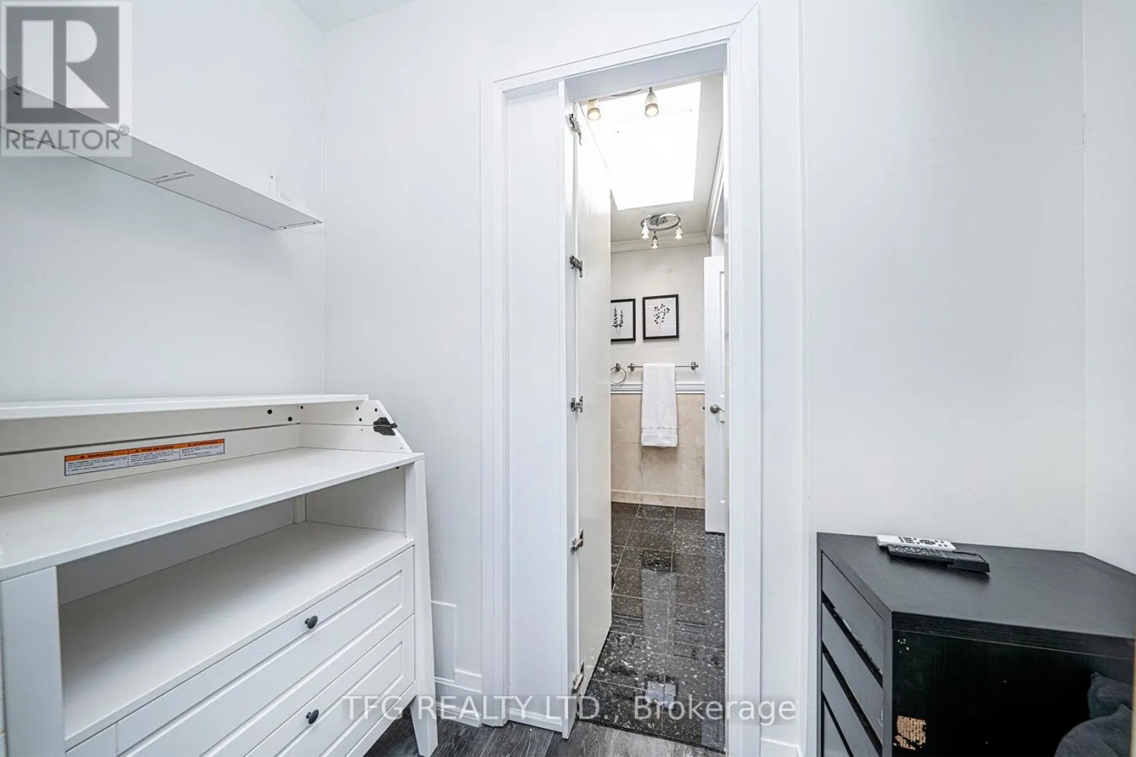 7 - 120 GLEN MANOR DRIVE, #7