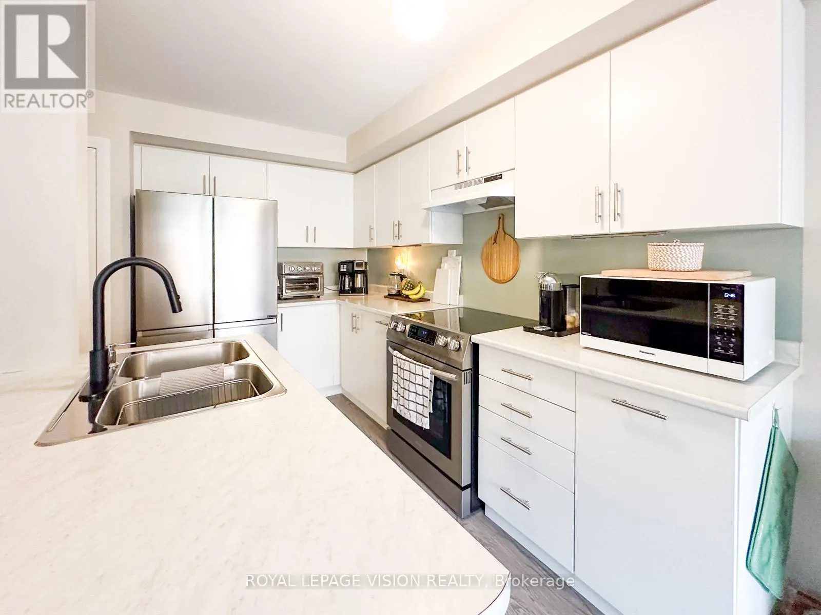 74 CASPIAN SQUARE