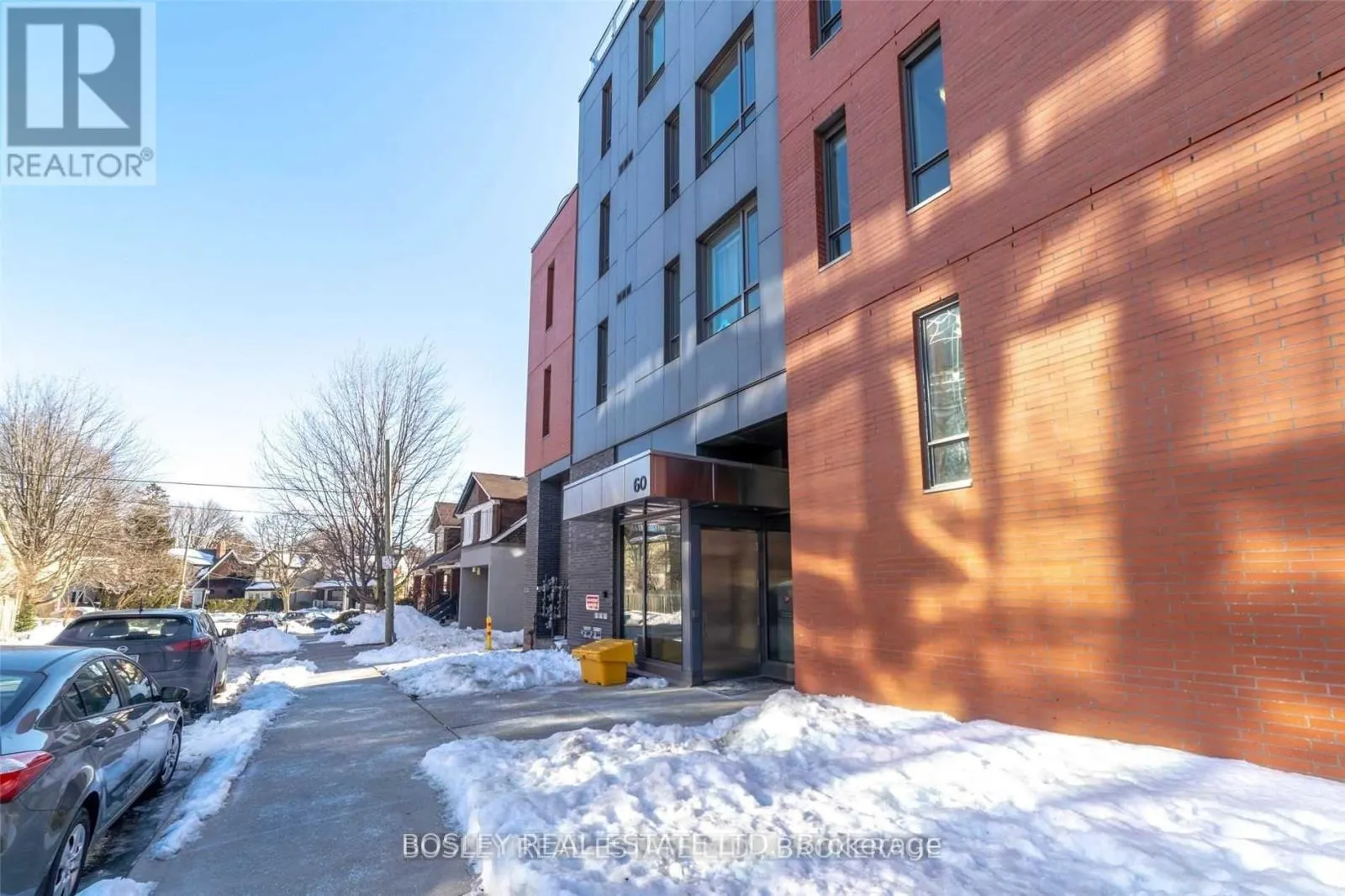 208 - 60 HASLETT AVENUE