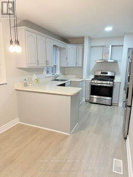 113 CONFEDERATION DRIVE