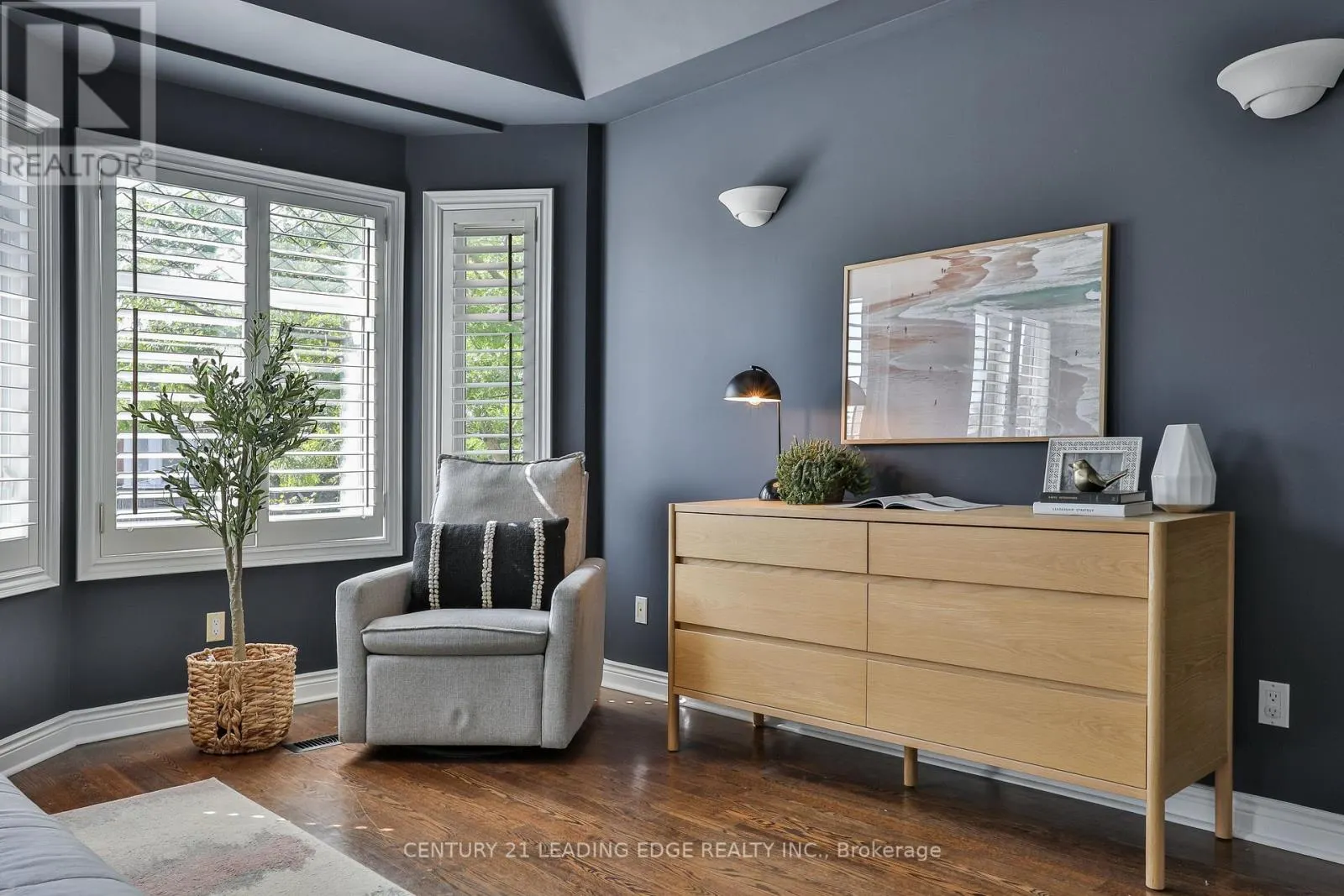 39 FERRIER AVENUE