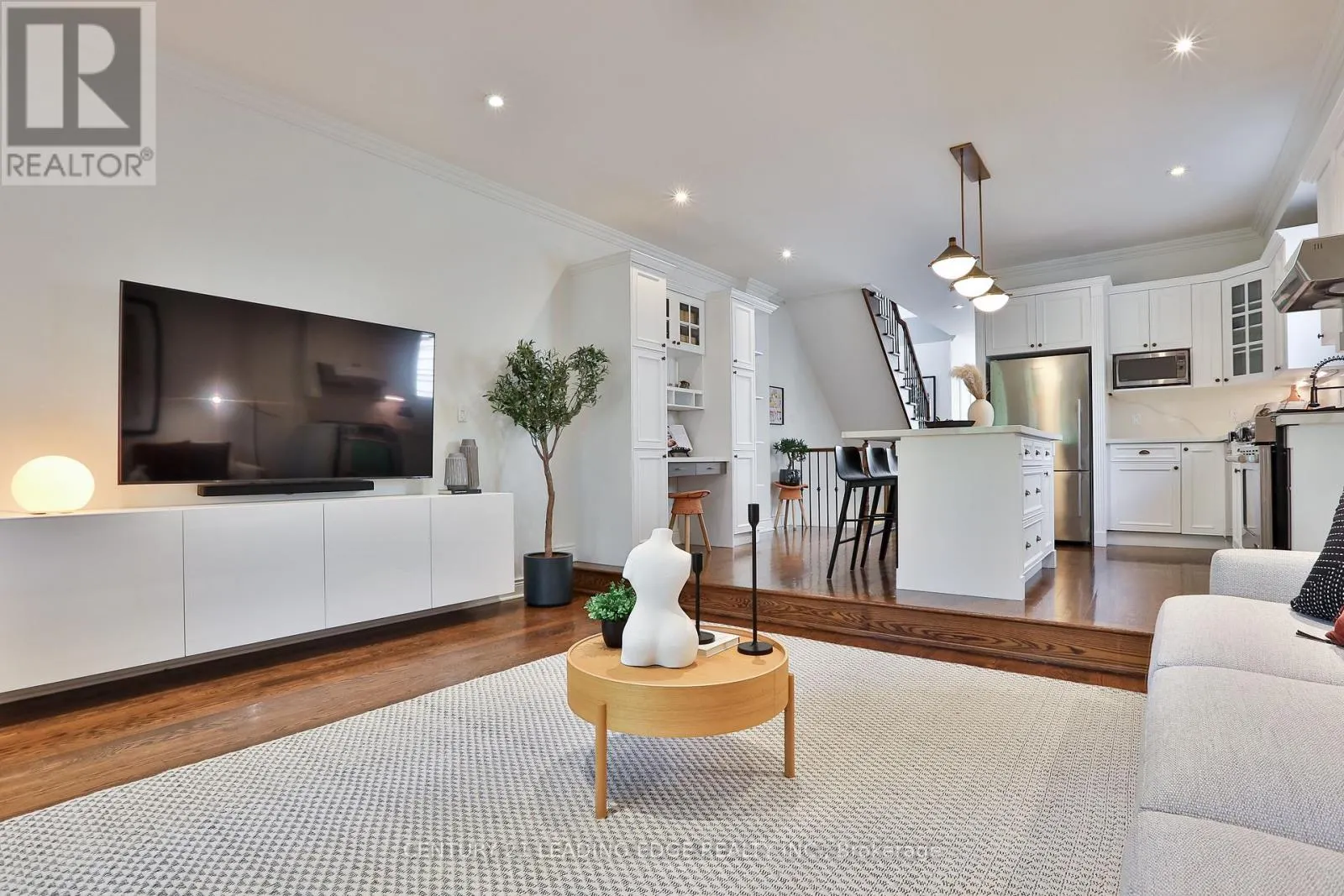 39 FERRIER AVENUE