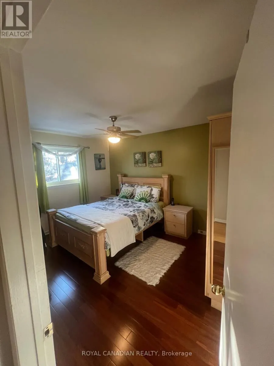 UPPER - 6 O'HENRY GROVE