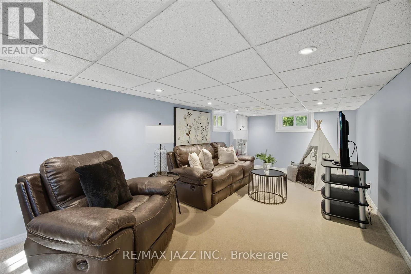 145 SWITZER DRIVE