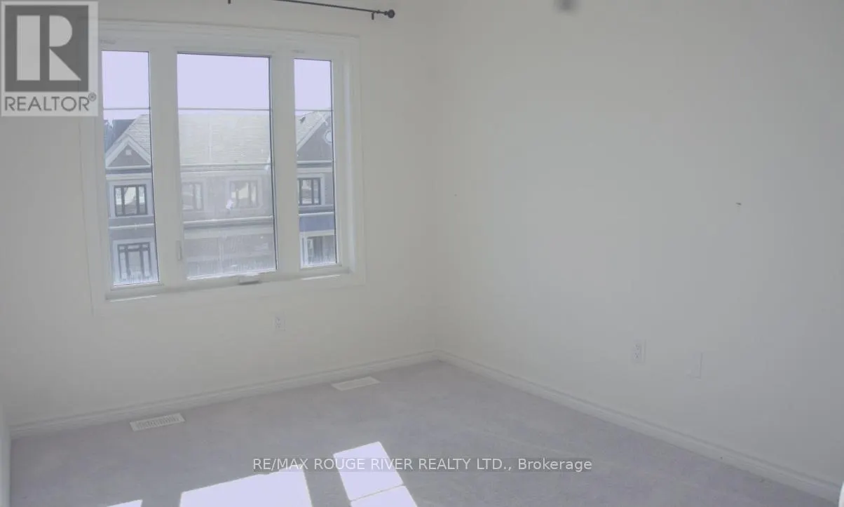 26 LOUISE CRESCENT