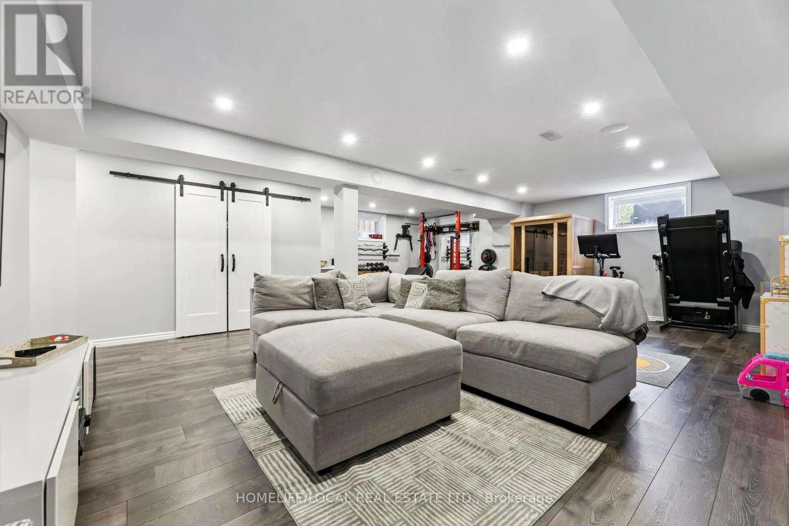 147 UNDERWOOD DRIVE