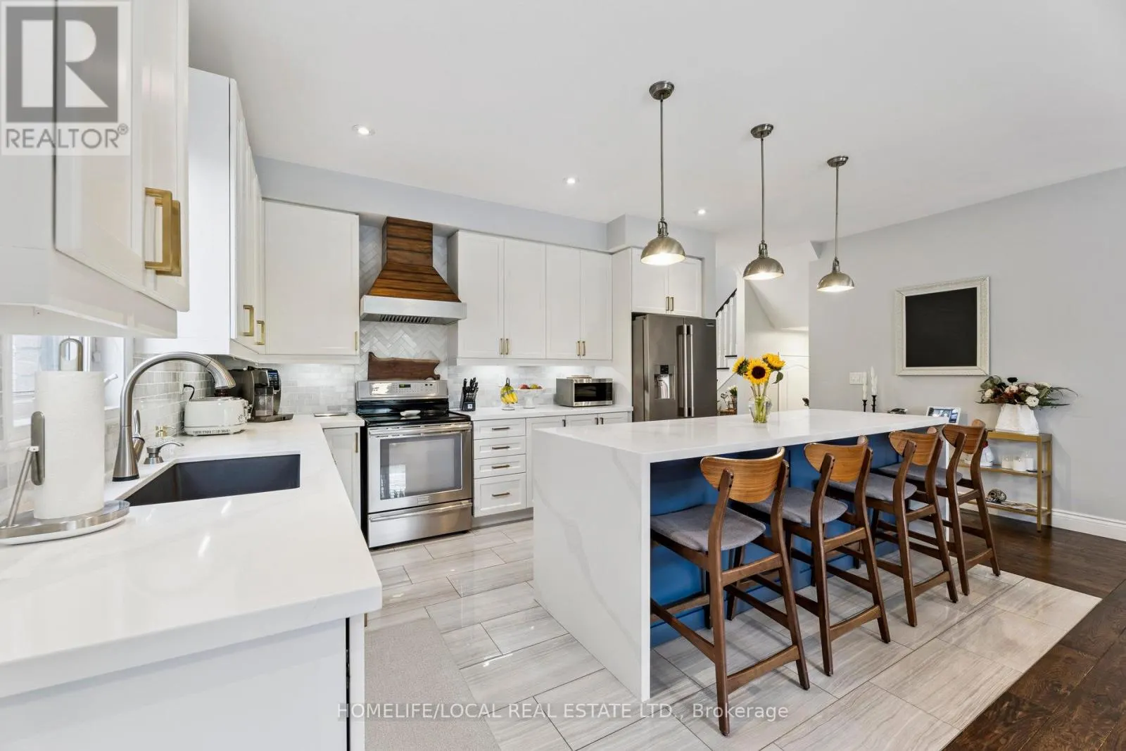 147 UNDERWOOD DRIVE