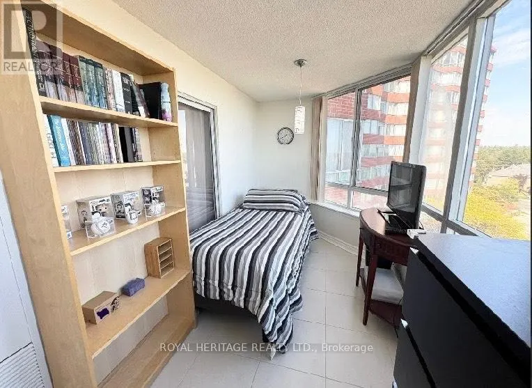 622 - 11753 SHEPPARD AVENUE E
