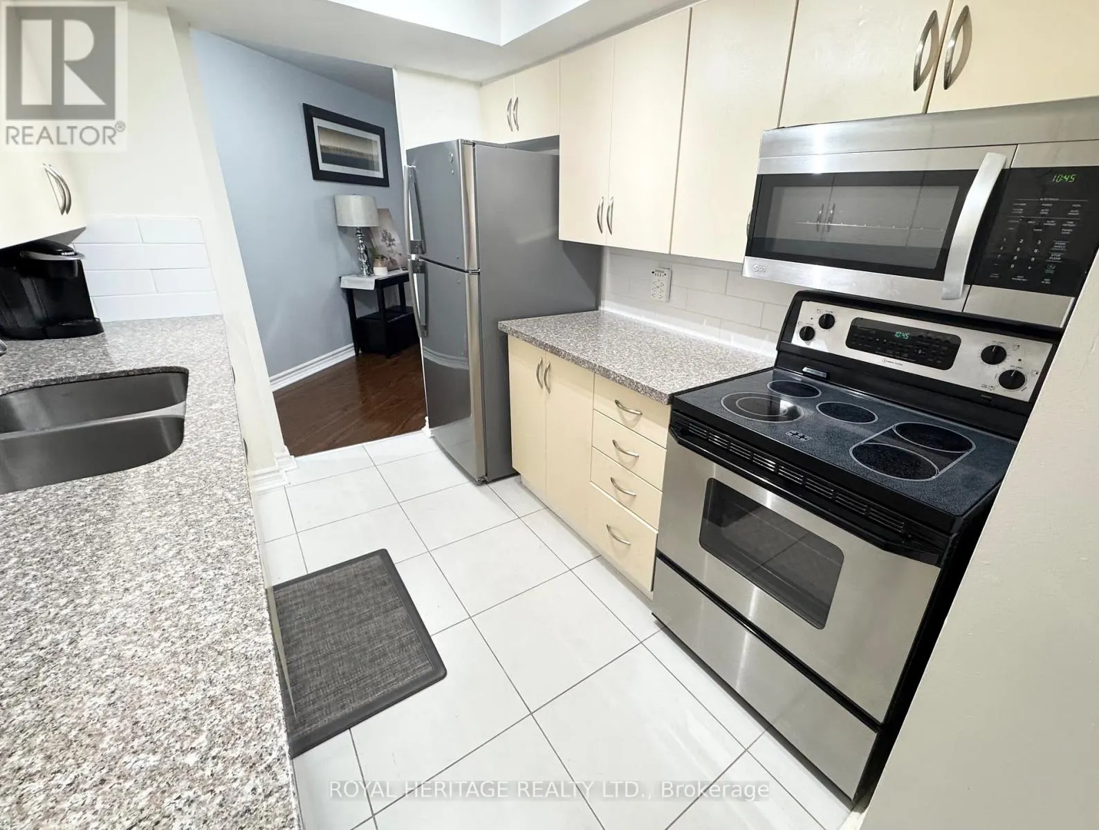622 - 11753 SHEPPARD AVENUE E