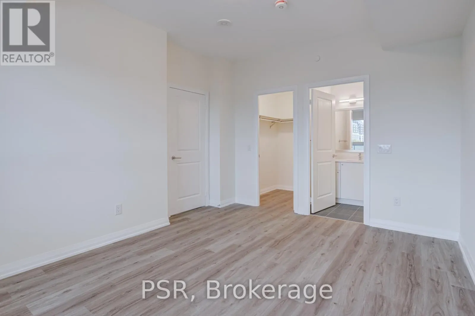 421 - 3270 SHEPPARD AVENUE E
