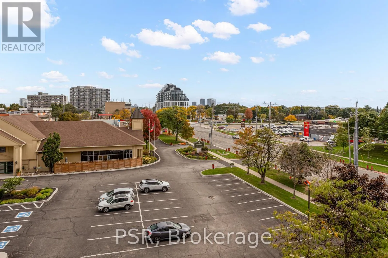 421 - 3270 SHEPPARD AVENUE E